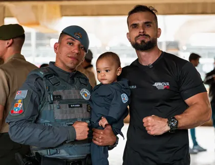 Alunos aprovados na PM-SP no dia da formatura