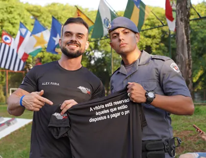 Alunos aprovados na PM-SP no dia da formatura